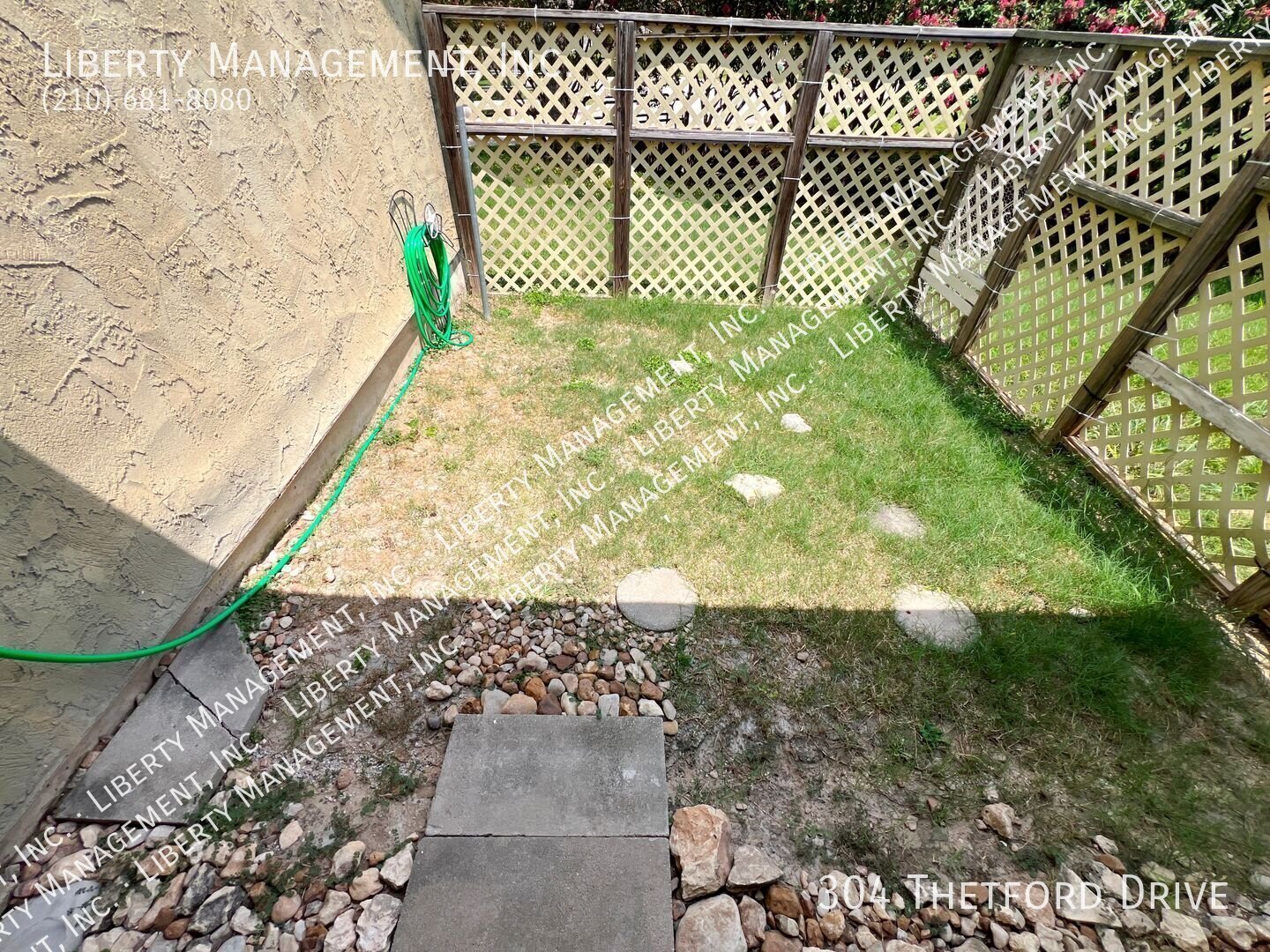 3 Bed, 2.5 Bath 2107 sq ft Townhome in a Gated Community property image