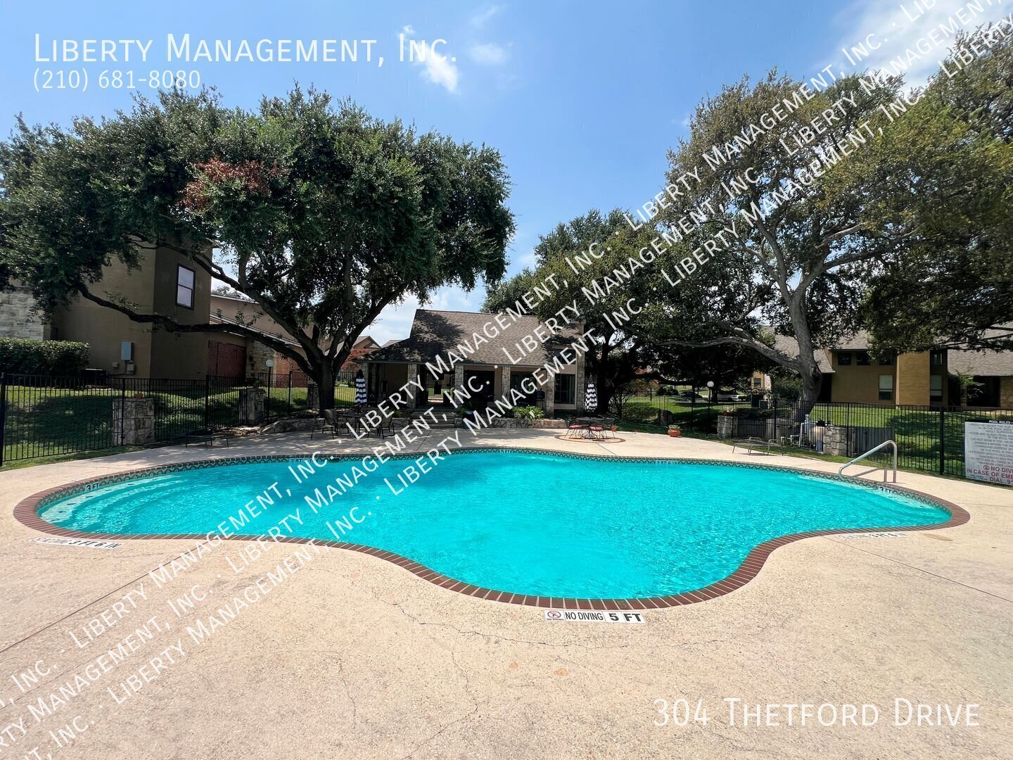 3 Bed, 2.5 Bath 2107 sq ft Townhome in a Gated Community property image
