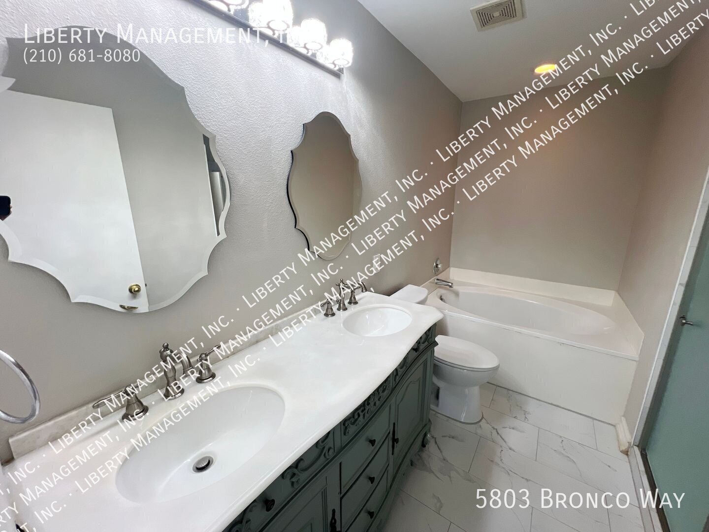 4 Bed, 2.5 Bath Home on a Cul-de-sac and Greenbelt property image