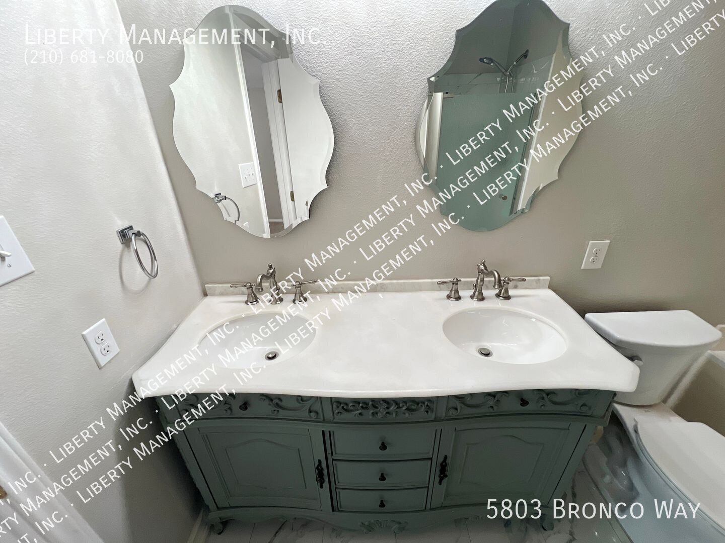 4 Bed, 2.5 Bath Home on a Cul-de-sac and Greenbelt property image