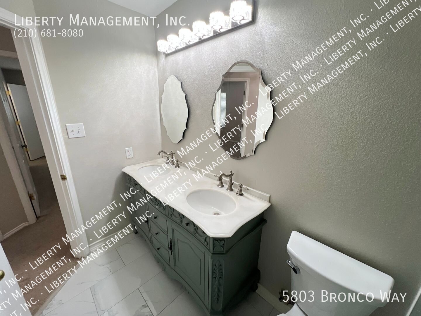 4 Bed, 2.5 Bath Home on a Cul-de-sac and Greenbelt property image