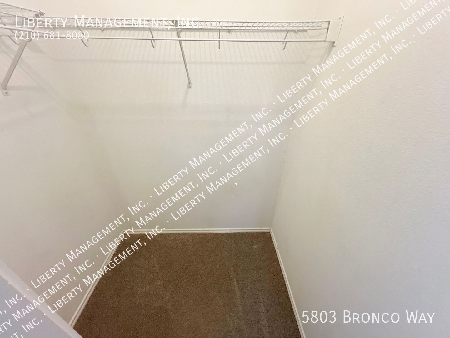 4 Bed, 2.5 Bath Home on a Cul-de-sac and Greenbelt property image