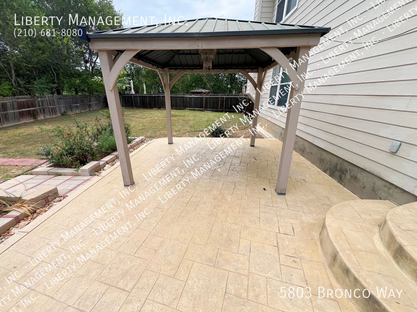 4 Bed, 2.5 Bath Home on a Cul-de-sac and Greenbelt property image
