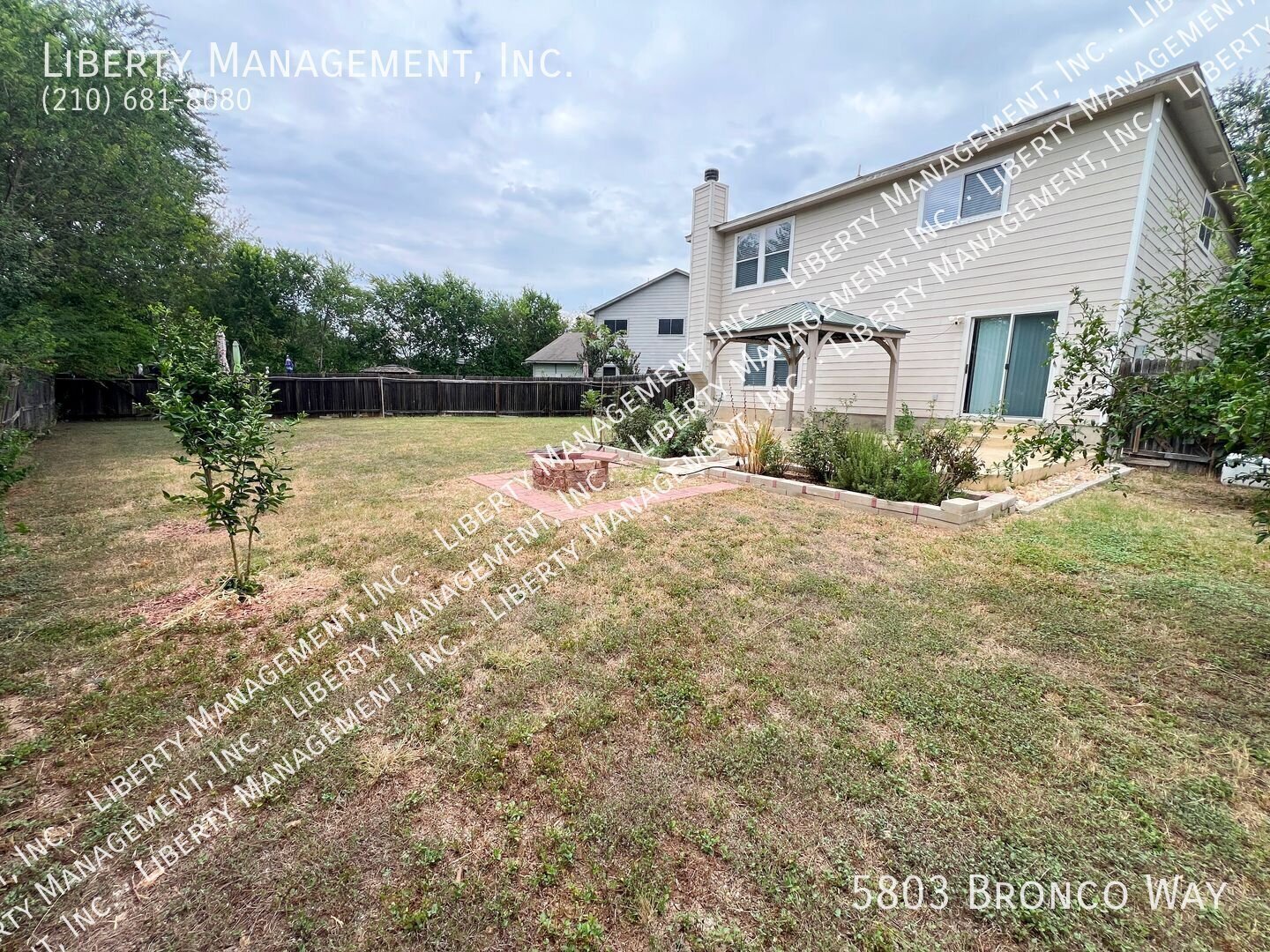 4 Bed, 2.5 Bath Home on a Cul-de-sac and Greenbelt property image
