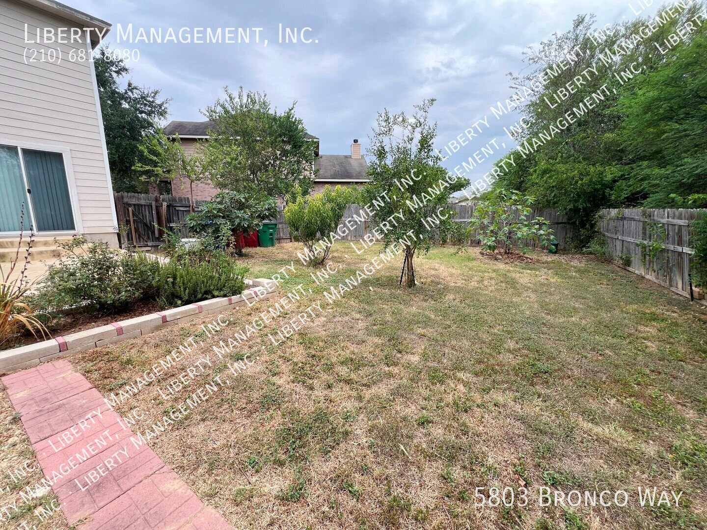 4 Bed, 2.5 Bath Home on a Cul-de-sac and Greenbelt property image
