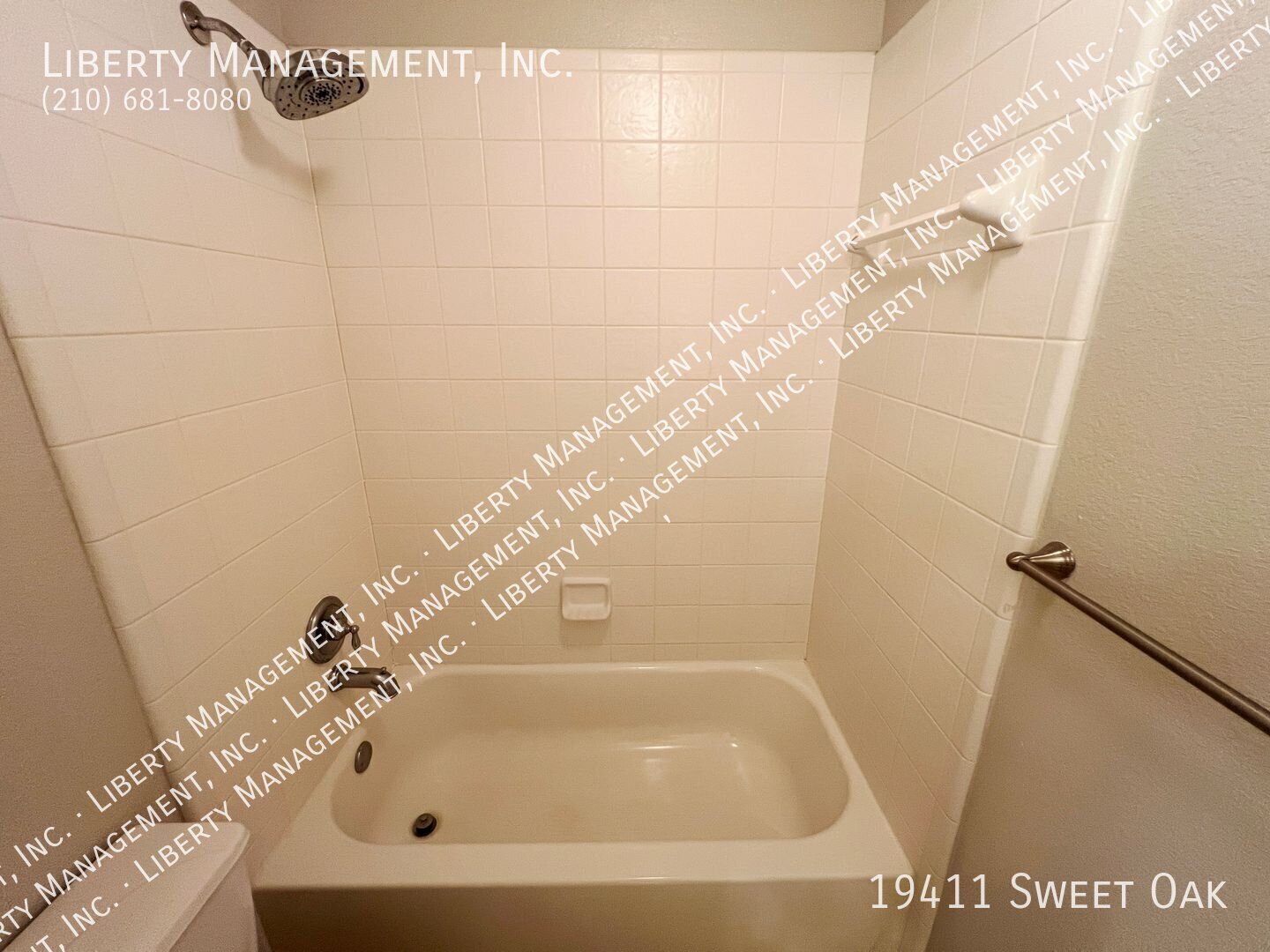 4 Bed, 3 Bath Gated Home on a Cul-de-sac in Stone Oak property image