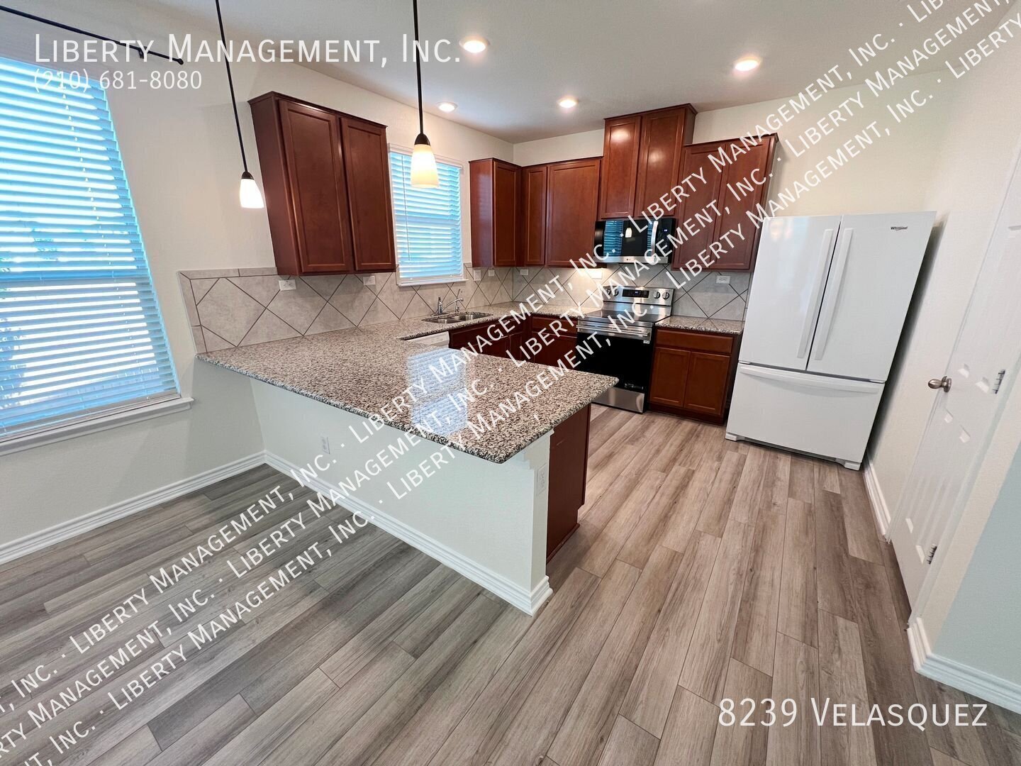 4 Bed, 2.5 Bath Home on 1/4 Acre Cul-De-Sac and Greenbelt property image