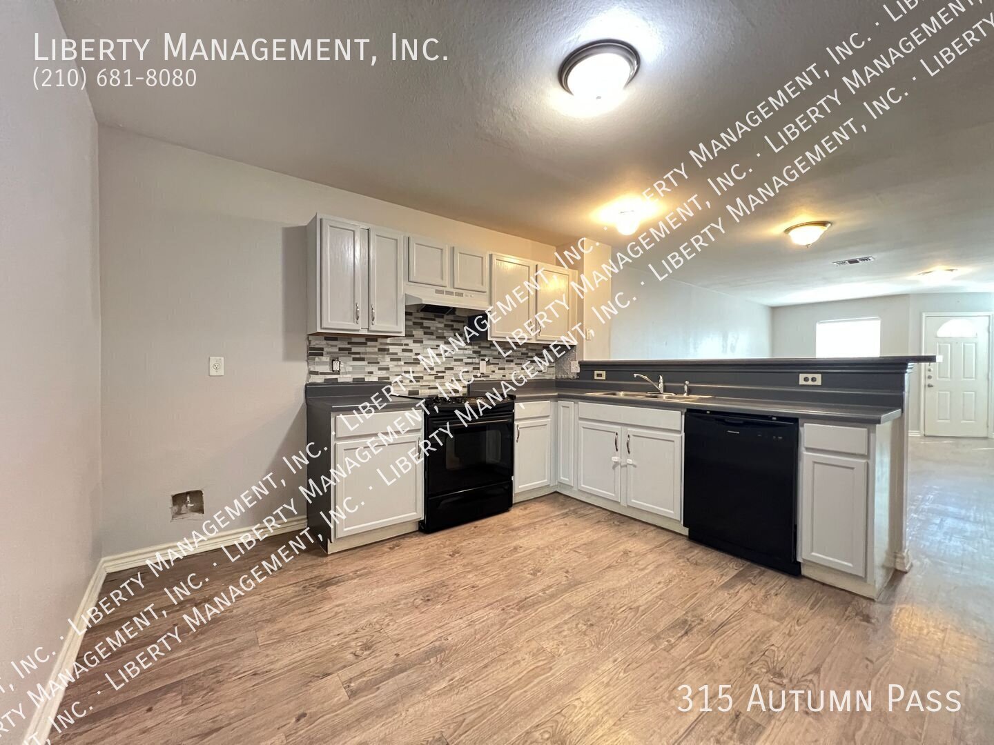 3 Bedroom Townhouse With 2 1/2 Baths property image
