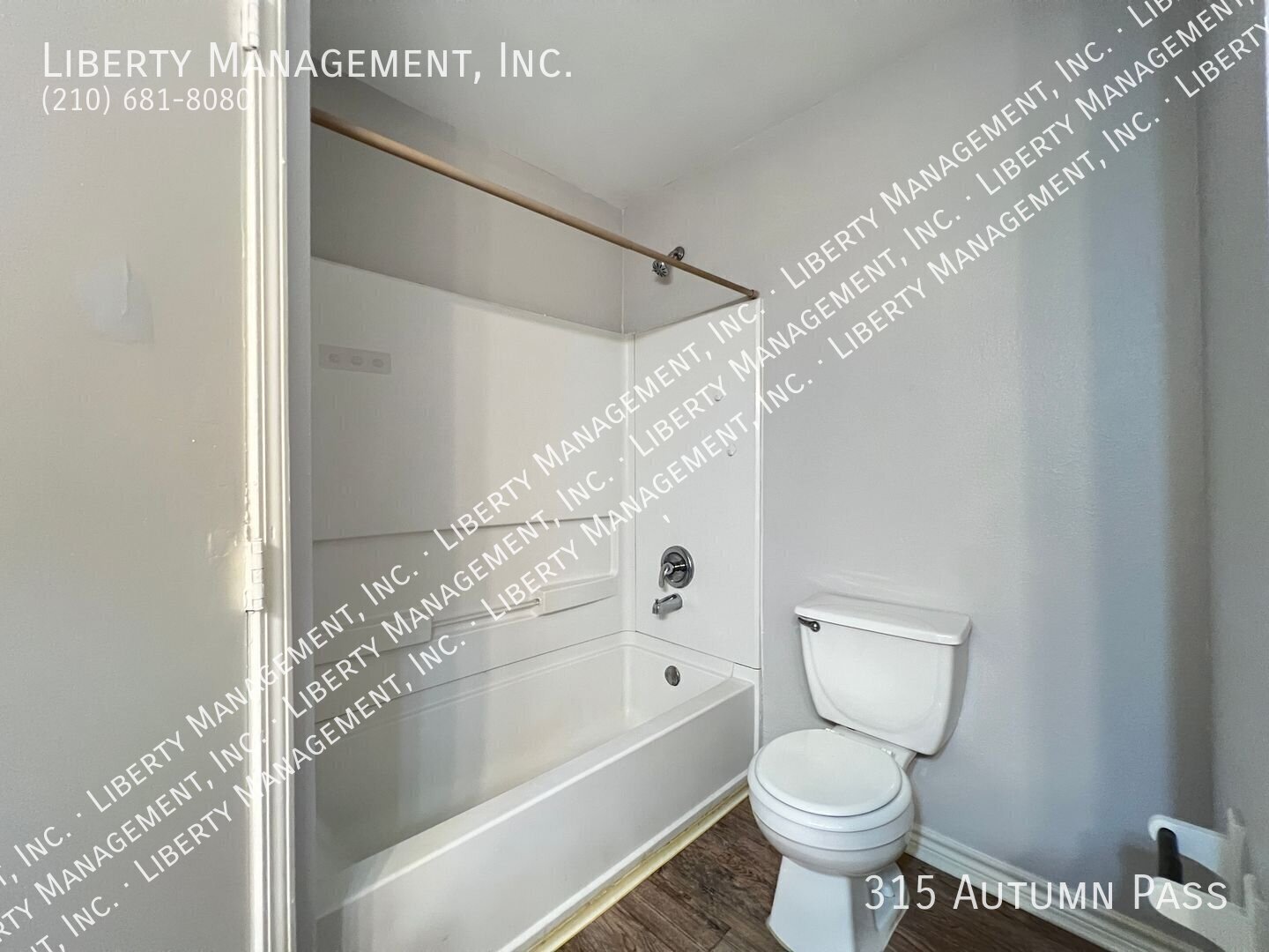 3 Bedroom Townhouse With 2 1/2 Baths property image