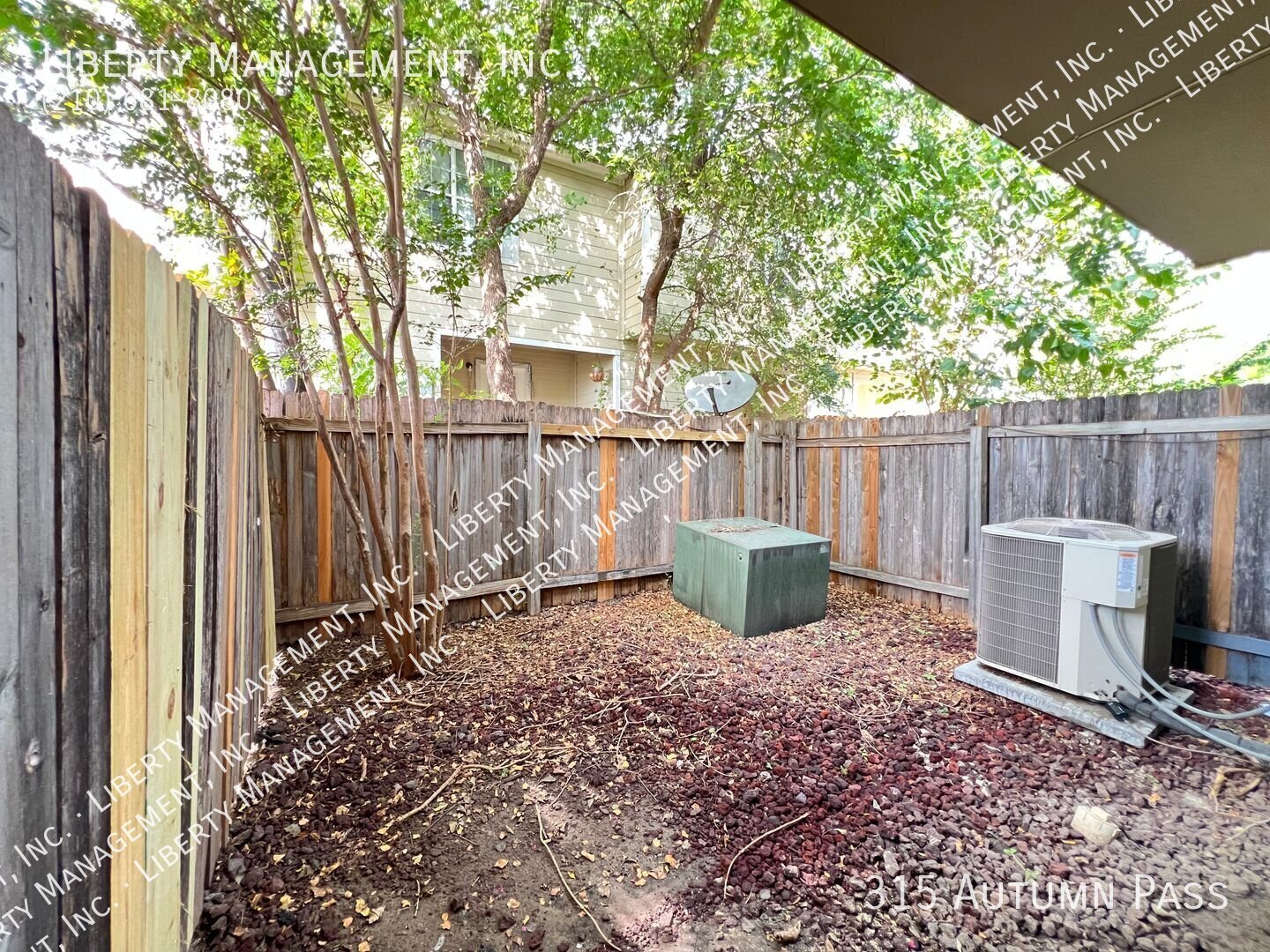 3 Bedroom Townhouse With 2 1/2 Baths property image