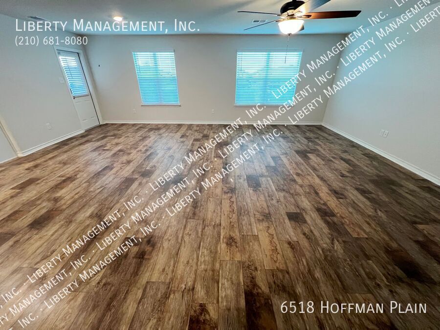 3 Bed 2.5 Bath Home in Whisper Falls property image