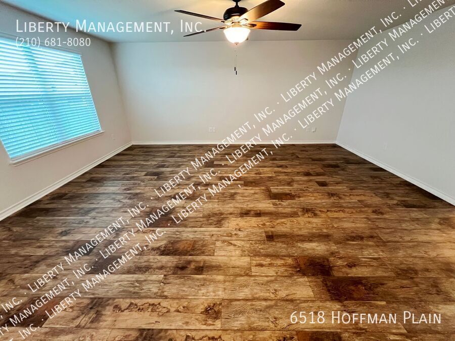 3 Bed 2.5 Bath Home in Whisper Falls property image