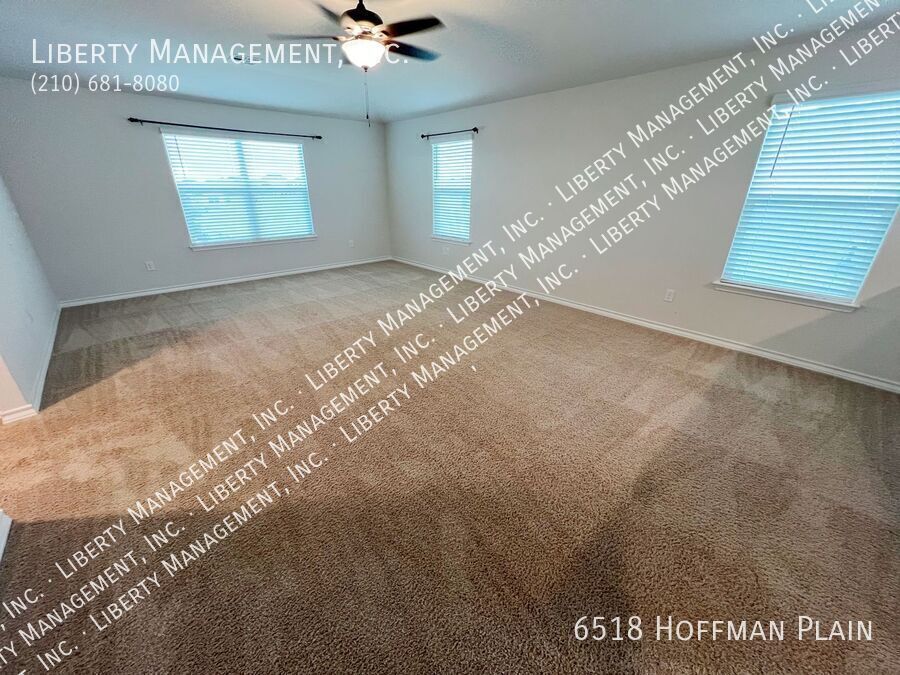 3 Bed 2.5 Bath Home in Whisper Falls property image