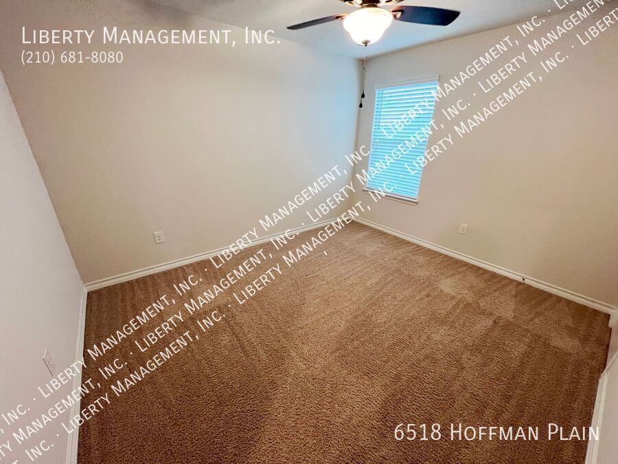 3 Bed 2.5 Bath Home in Whisper Falls property image