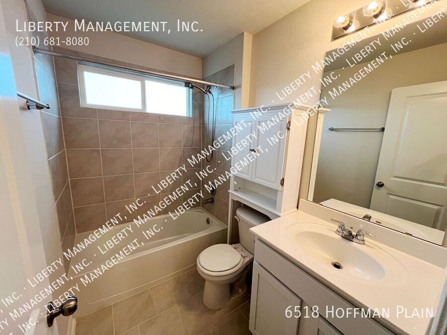 3 Bed 2.5 Bath Home in Whisper Falls property image